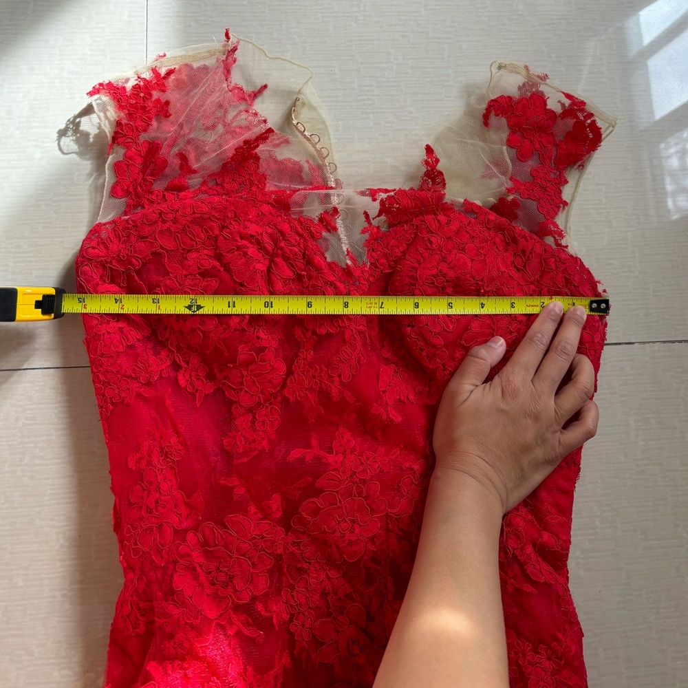 Pronovios red ball gown - Picture 5 of 8
